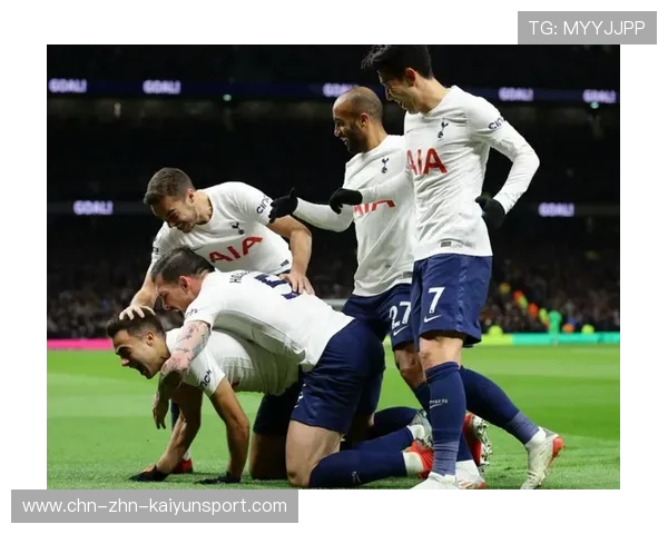 热刺外围继续尝试，库卢切夫斯基重炮稍偏