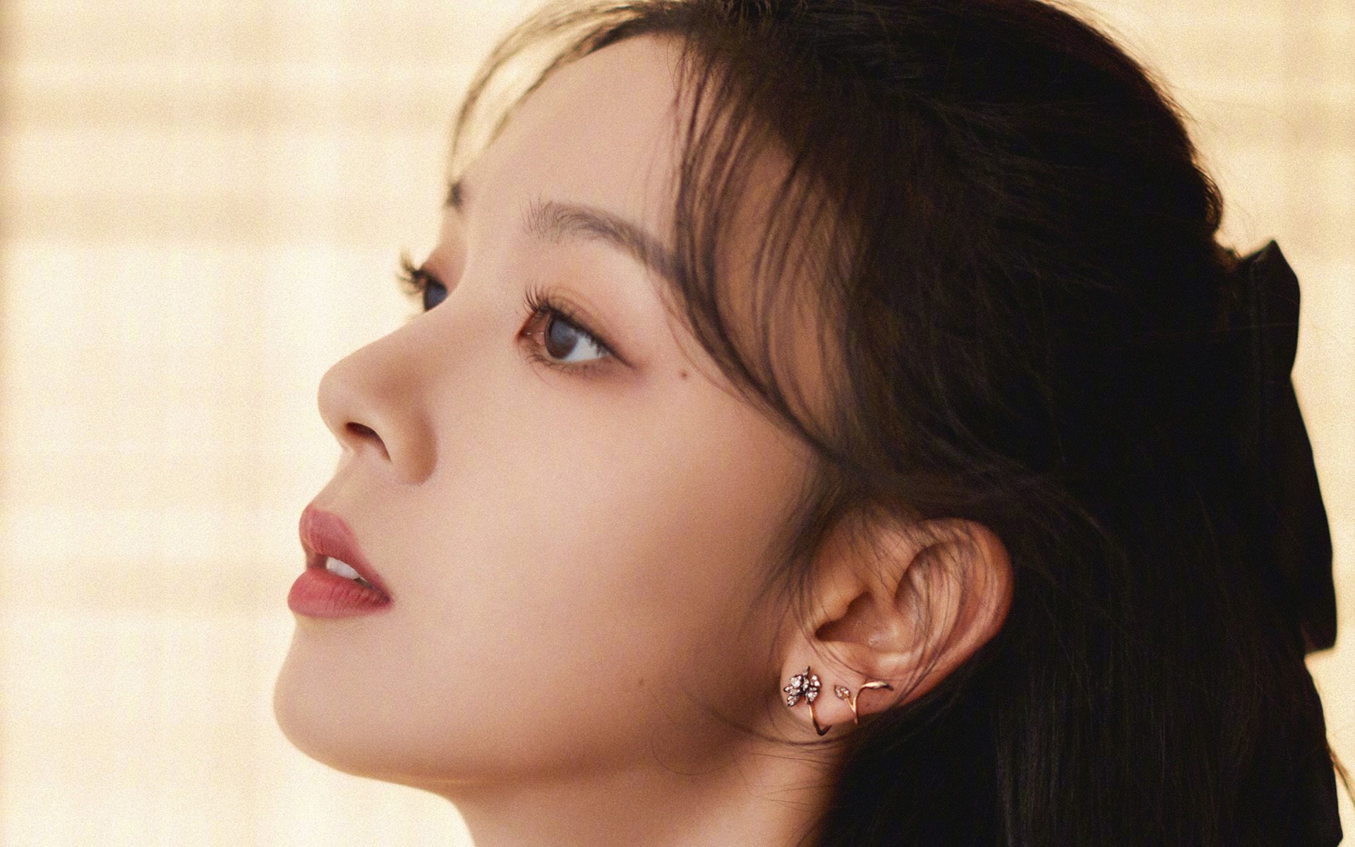 特斯·冯·迪克:在紧张的比赛环境下仍保持冷静,为南非队带来稳定性